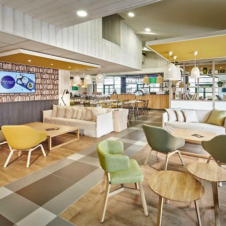 Hotel Campanile Poitiers - Site Du Futuroscope Chasseneuil-du-Poitou Zewnętrze zdjęcie