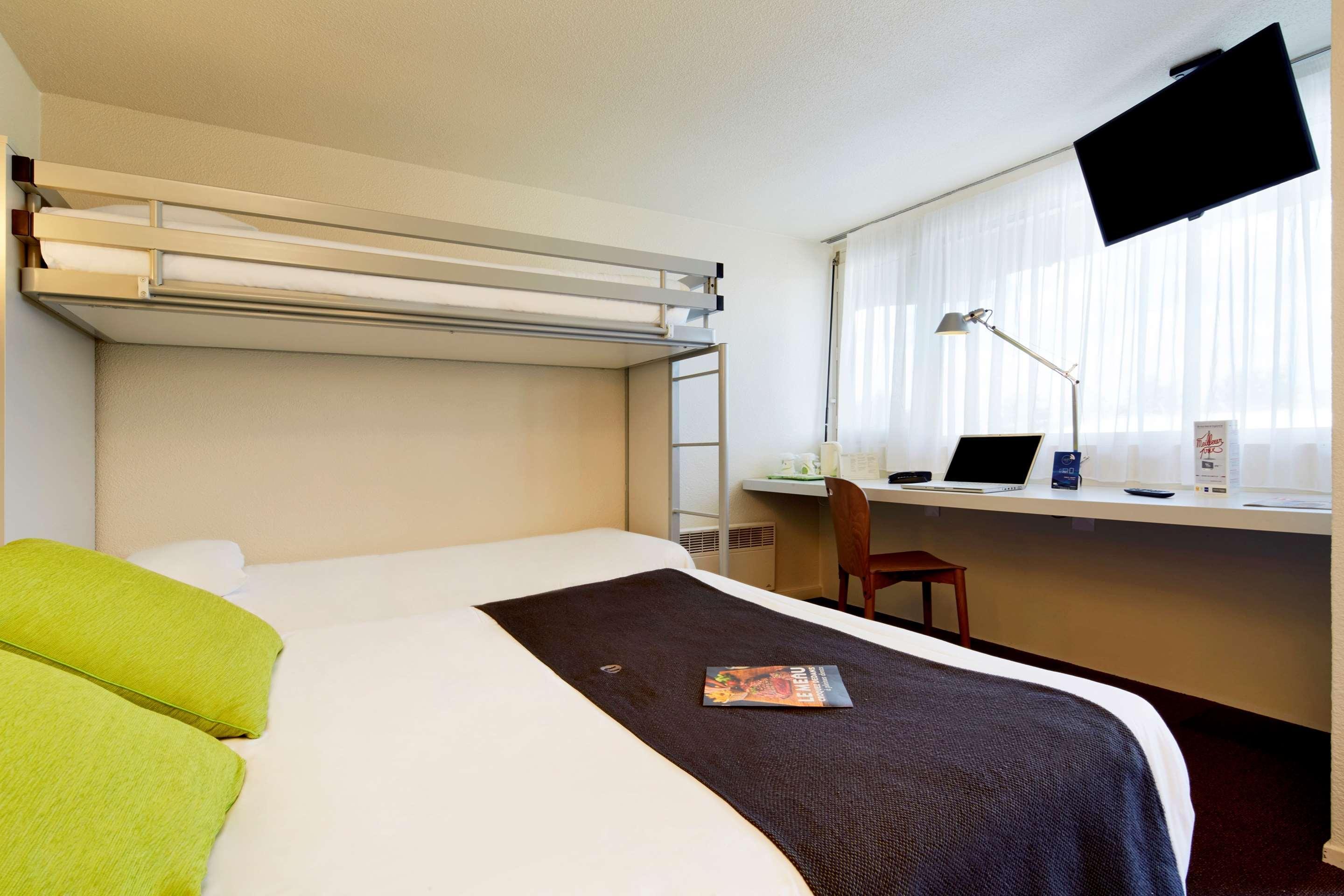 Hotel Campanile Poitiers - Site Du Futuroscope Chasseneuil-du-Poitou Zewnętrze zdjęcie