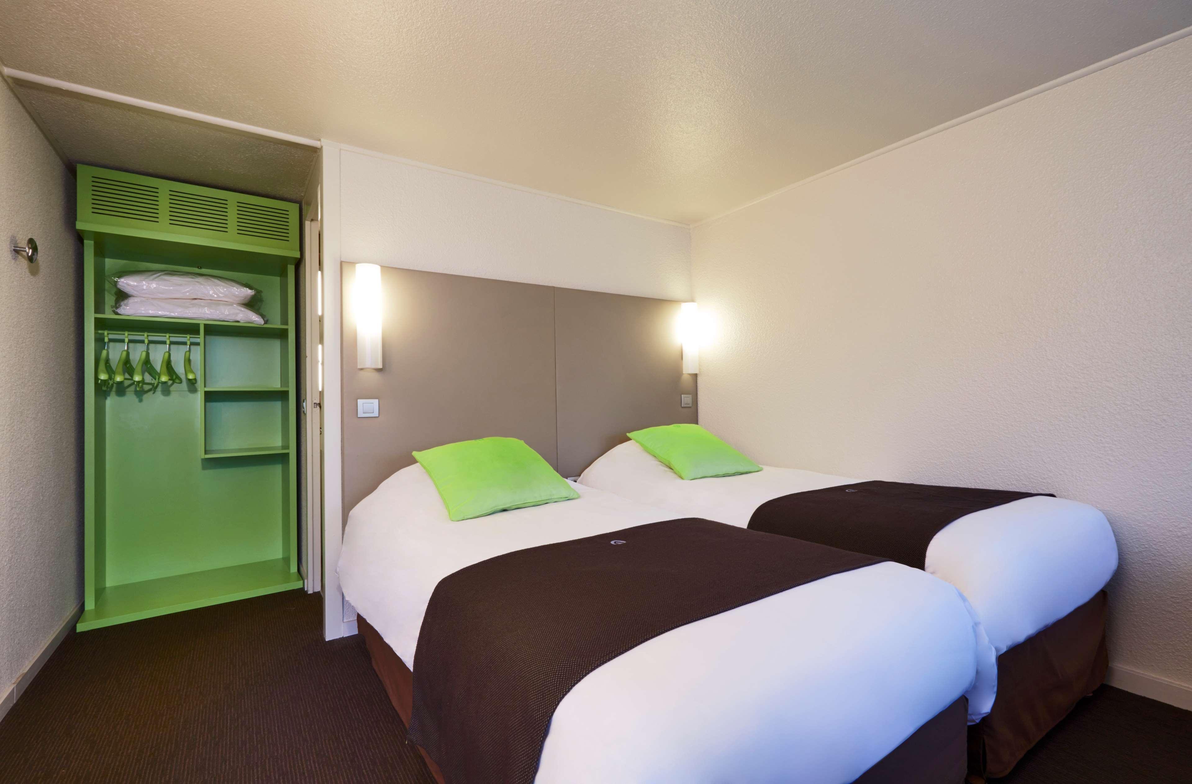 Hotel Campanile Poitiers - Site Du Futuroscope Chasseneuil-du-Poitou Zewnętrze zdjęcie