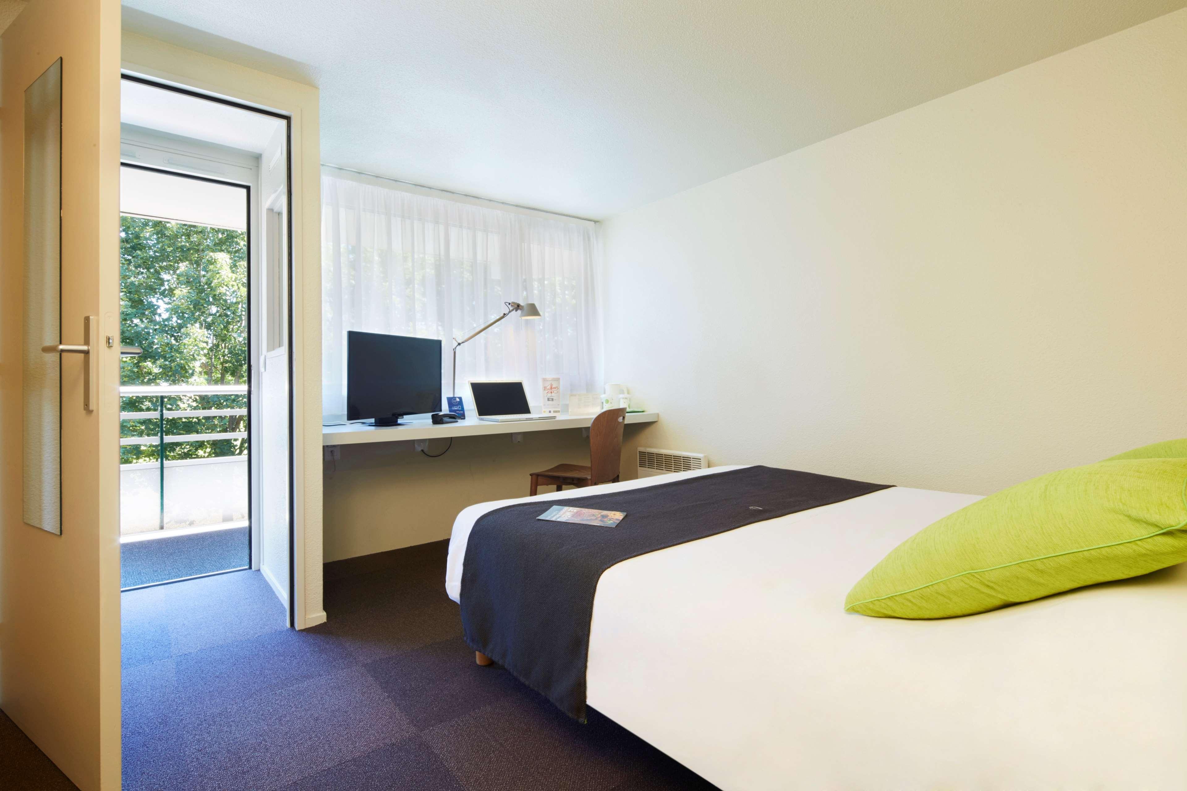 Hotel Campanile Poitiers - Site Du Futuroscope Chasseneuil-du-Poitou Zewnętrze zdjęcie